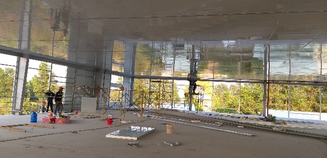 Lắp đặt vách trần panel