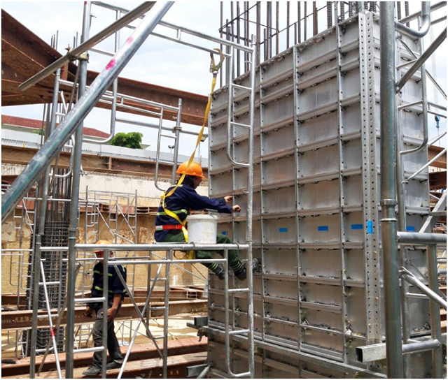 Sàn B1 đã lên hình