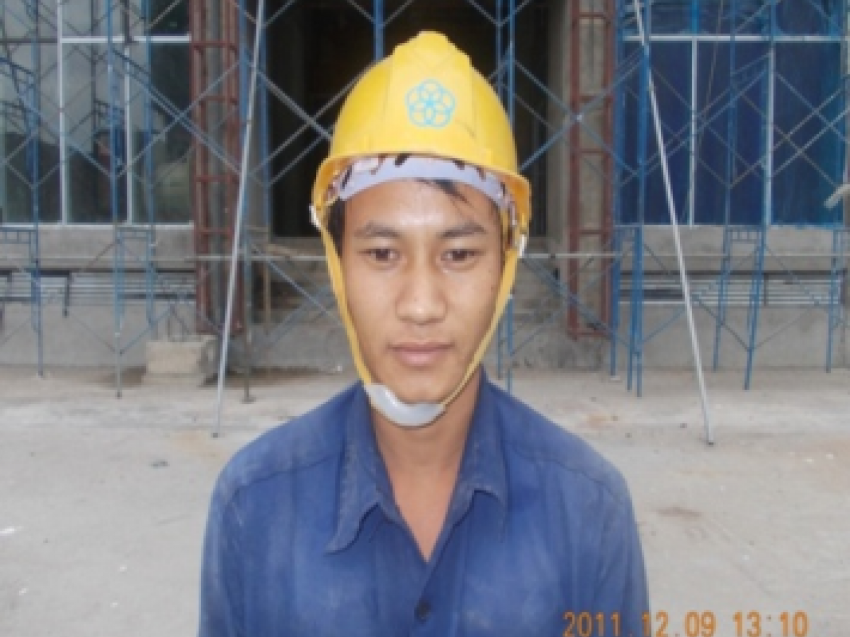 Tình Thương Từ Những Công Trường