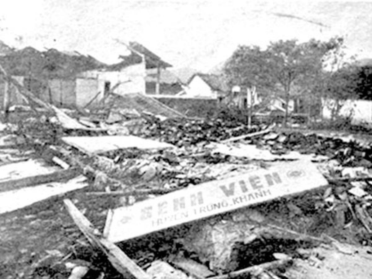 Tháng 3 biên giới